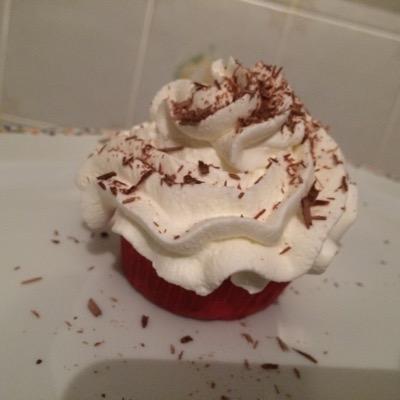 Taste The Beauties Of The Food, And MakeUp ;)