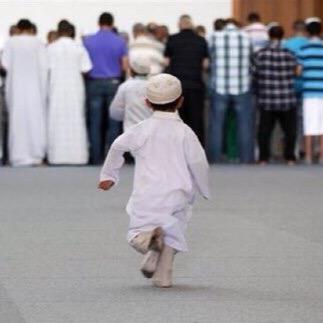 ألا كل شئ ماخلا الله باطلٌ .......... وكل نعيم لا محاله زائل