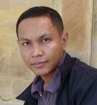 Pecinta silat, seni, science, spiritual, dan susu.