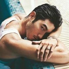 thecatsmeowsti1's profile picture. Highwarlock of Brookland• I fancy glitter.• I throw the best parties.•TMI RP