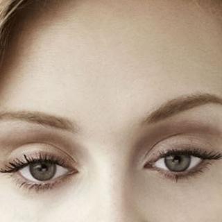 adeleseyess's profile picture. 