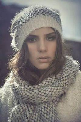Actress and singing Israeli