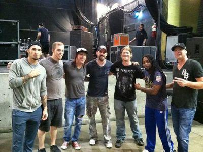 redrunner070_Ch's profile picture. Sevendust, staying casual, running marathons, cycling, tri's, try to be a good guy, Tony Kanaan, Go Ducks, Swiss Chocolate, Cheesecake, CH, & I Never give up