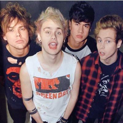follow @dorkableluke for a free follow :) x