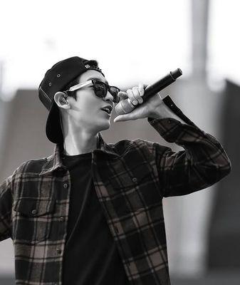 semi ganteng