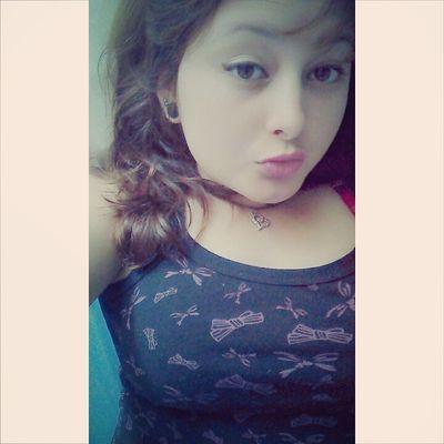 Face: Brunna Hellmann
snap: pooha_brubs
wpp: 047 96608851
ZN