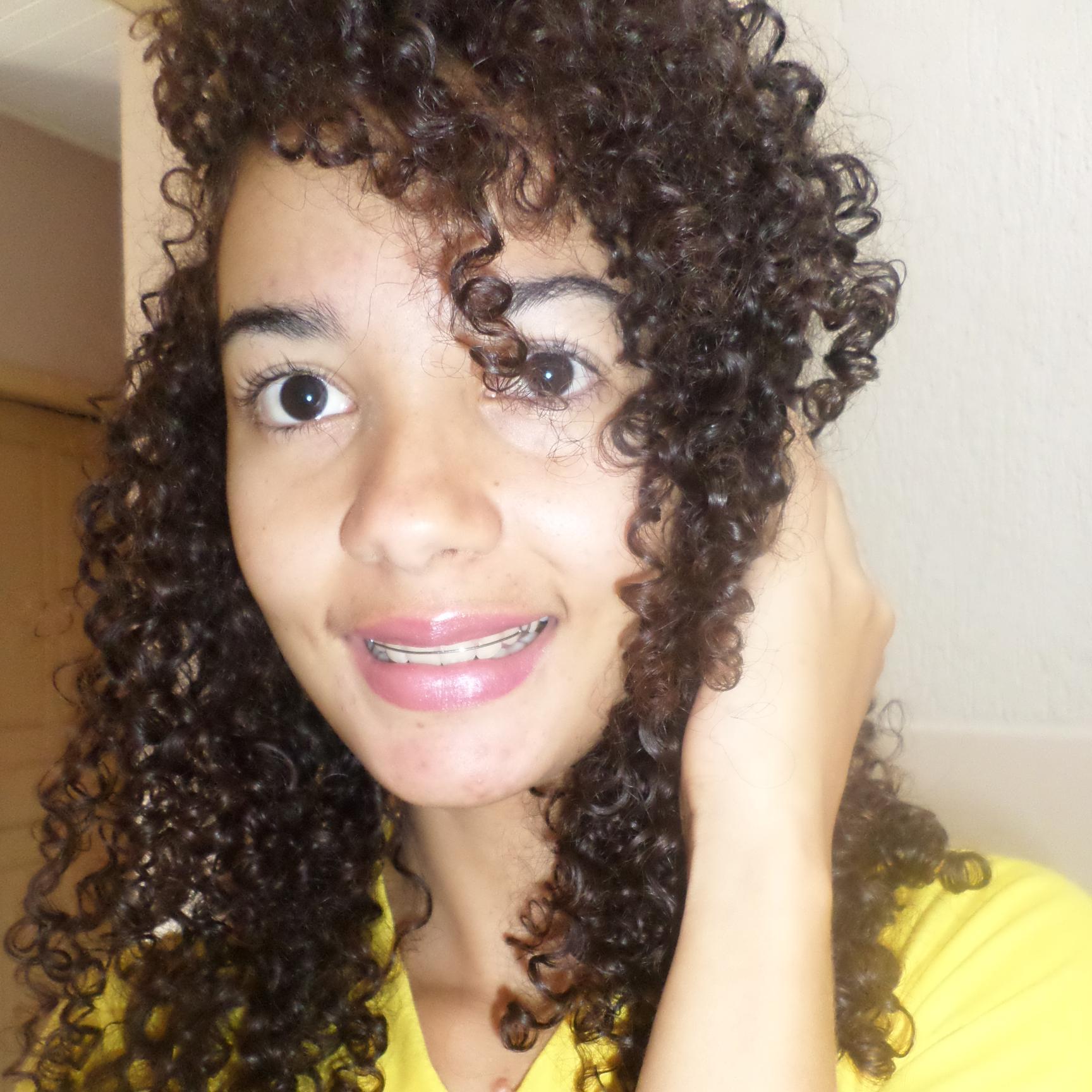 Eu sei quem eu sou alguns poucos me conhece,e outros me imaginam....