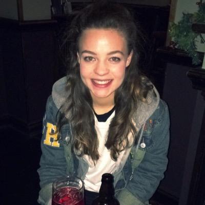 CarolineH132's profile picture. 