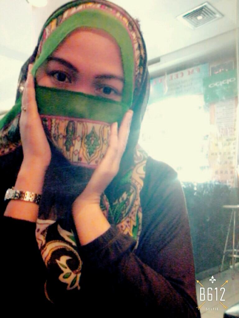To be a moslem,wife @rikkibudiawan,mom anima