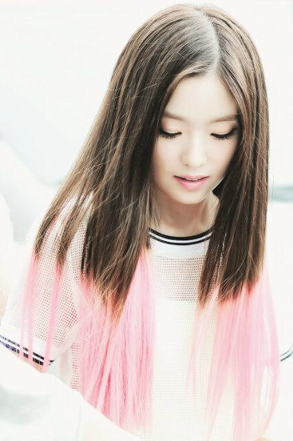 [봇] Parody account of Red Velvet(레드벨벳) Leader; Main Rapper; Main Dancer,  Irene (아이린/배주현) | ©1991•03•29 #SMOFC