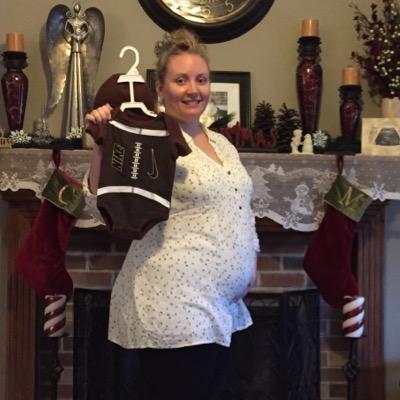 Married high school seeetheart. Christ follower. Lover. Family. Baking.