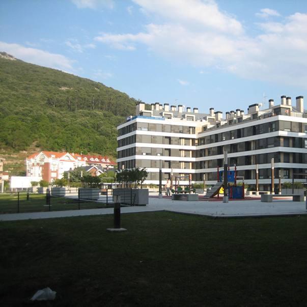 Atractivos turísticos de Santoña, Cantabria, Spain. Alquiler apartamentos con terraza (renting apartments with terrace). @RentBoatBilbao  @AnacabeJuan