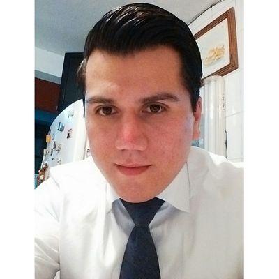 Prefiero disfrutar una vida corta e intensa que una vida larga y aburrida.Nada de medias tintas; o haces las cosas bien, dando lo mejor de ti ó no las hagas.