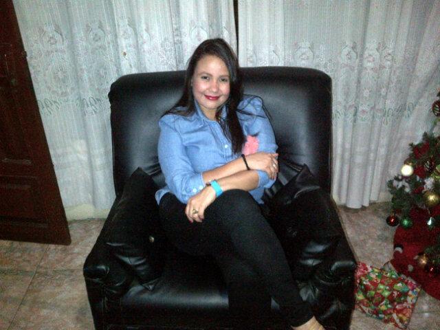 RitneybiK's profile picture. Bioanalista de profesión y por Vocación♥ !!Tia de Ritne Sofia y Santiago Jose..No soy perfecta ni intento serlo ! ♥ UC