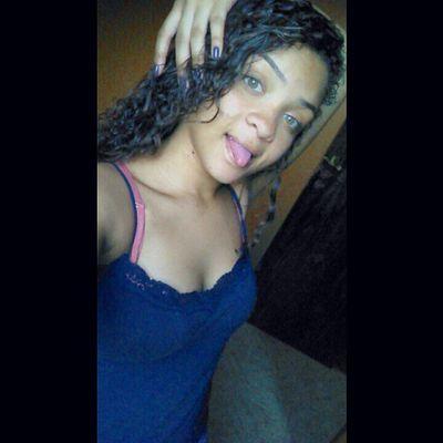 ㅤConte comigo quando não tiver ninguém, é o teu brilho que me faz ir sempre além. . Ídolo ‎@MC_Guime ❤❤
