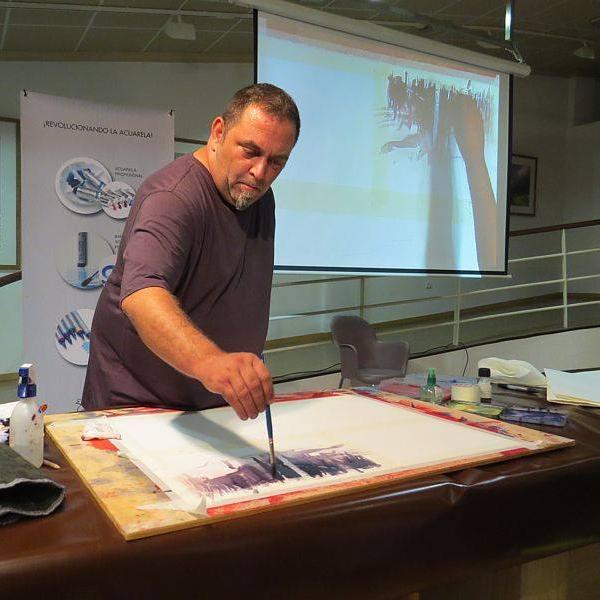 migueltorrus's profile picture. Artists in resident Winsor&Newton, Liquitex y Conté.