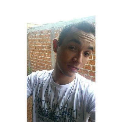 ♎  Do que adianta eu falar, se você vai acreditar no que os outros dizem ? Então bora me conhecer primeiro (...) ロドリゴ