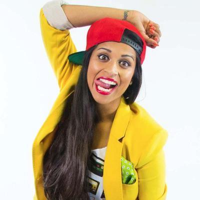 I love iiSuperWomanii! When I watch her show,she make me smile! She is the best youtuber ever! watch her show on youtube and write iisuperwomanii video!!!!