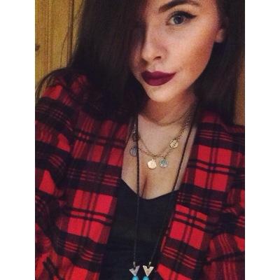 cianahalliwell's profile picture. follow my insta: @cianahalliwell ✨