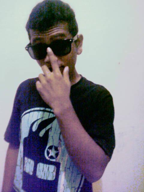 rizal_47415's profile picture. SedaLam ap pun kau menyimpan kebohongan Suatu sa'at pasti akan ketahuan