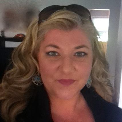 A proud third generation Niagara Revel REALTOR with flare and passion for negotiation! Surprised if you even see my tweets. 🇨🇦