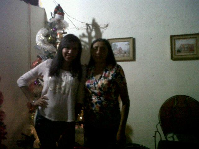 la vida es bella una bendición.:) mi inspiración son mis amigos, los ni#os, y los seres que mas amo ♥SYF♥.