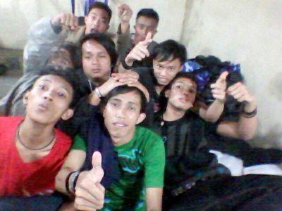 culalay66's profile picture. Kebencian hanya merugikan diri sendiri, tersenyumlah ketika disakiti. Hati tanpa benci membentuk jiwa yang tegar dan damai.