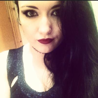 Twenty-one, Living in Belfast, History and Theology student at QUB, violinist, book, film and music addict & dying to travel ☮