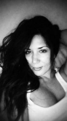 channahlately81's profile picture. http://t.co/Yk5XK5cJOO Buyer for Fanatics.Inc