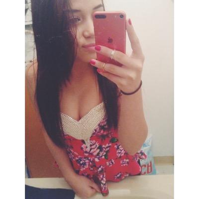 _andreaax0's profile picture. 