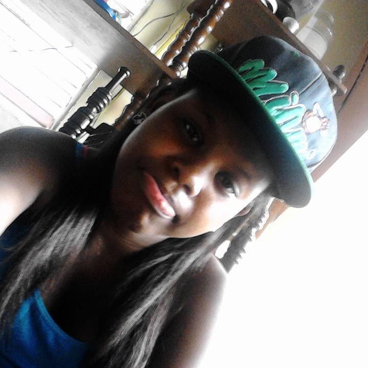 :) ~~ La Que Tan Clara De Mi, Conmiqo Ninquna Se Meten ; Mii NeqqrO @Jeibi03