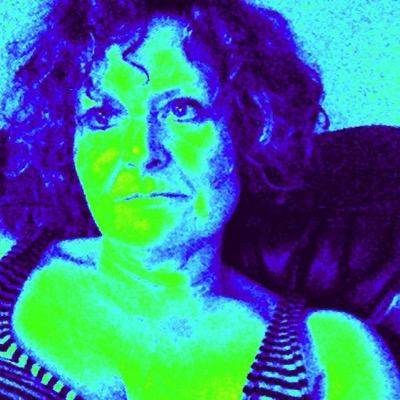Book publishing editor, writer and project manager. Rhapsodic bohemian. European. #GTTO