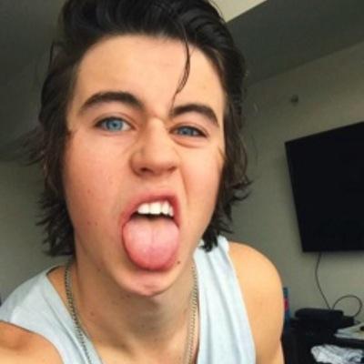 follow @orneksays bc she just gave you a free follow and it would mean world and ask for a dm to 9/12+Sam+Dillion+Austin M.+Luke H. if you want✌️