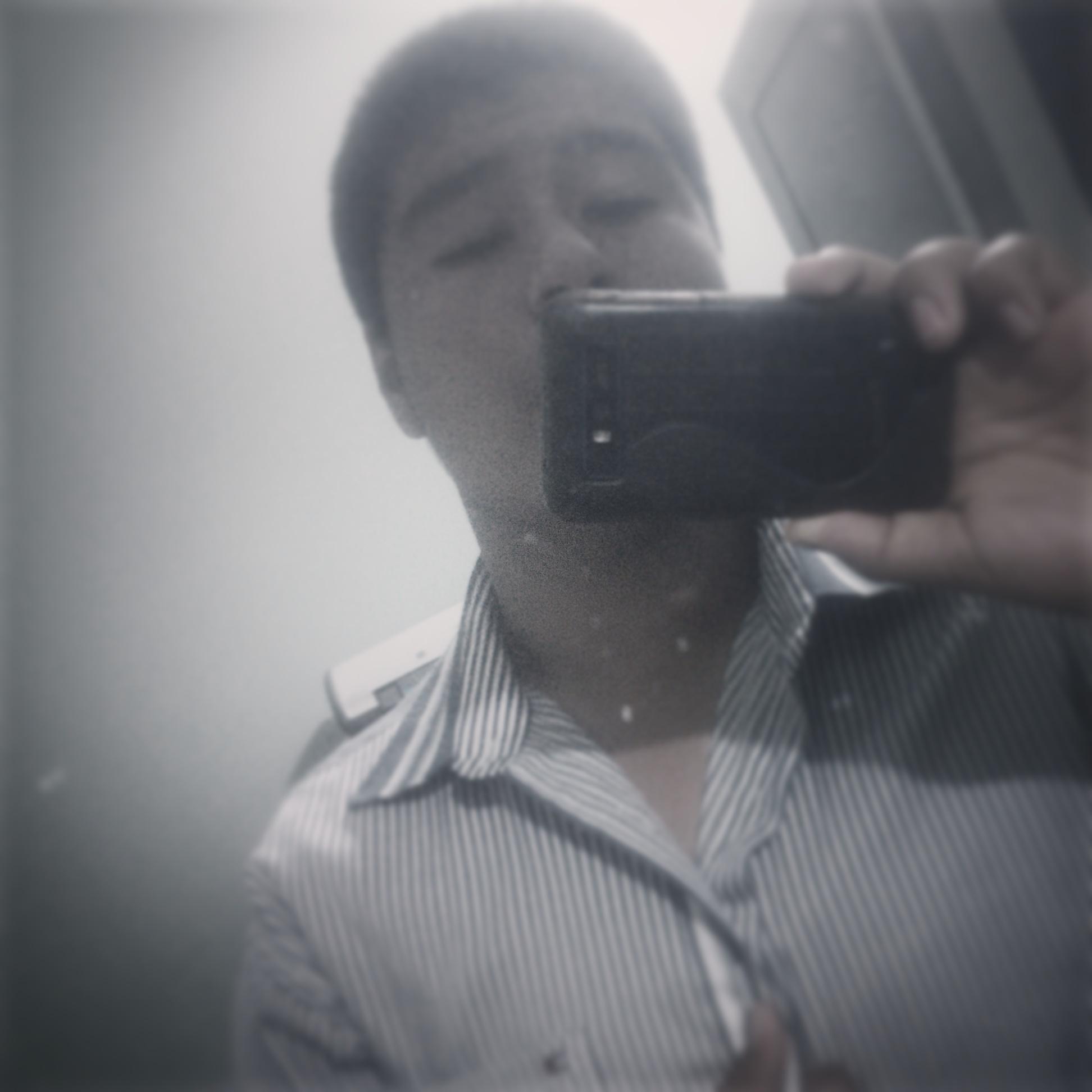 Promotor - WebMaster-Productor Musical - Cantante y Conpositor