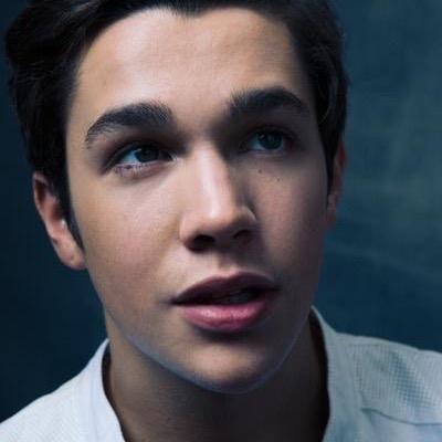 Austin follows ❤️ & alex follows ❣️ 2015