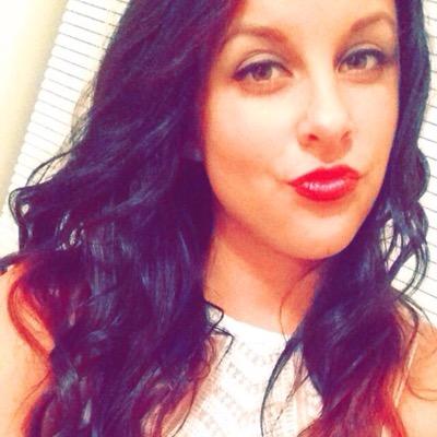 Whitni_H2's profile picture. 