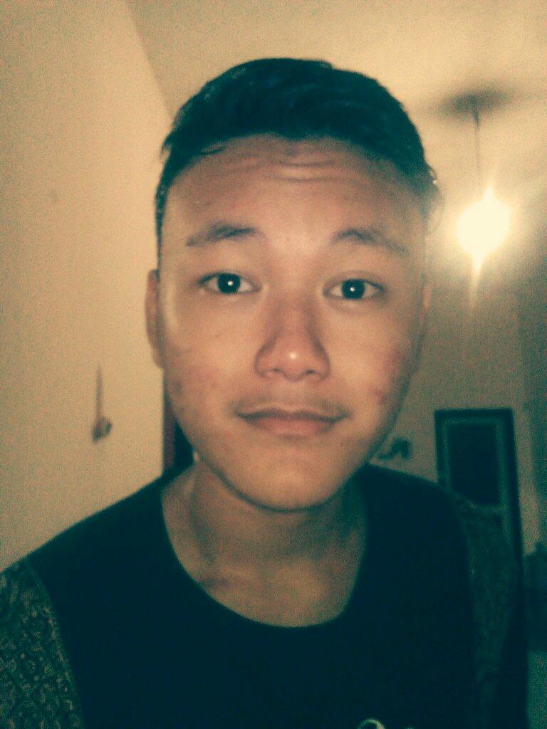 rayaldi_krisna's profile picture. cari teman,cari pacar,cari duit, dan cari tiket menuju surga. pin:52ADA100