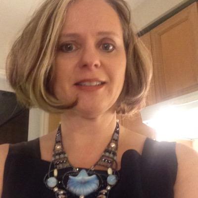 Dionesia2's profile picture. Advocate for healthy eating.
Specializing in the mediteranean diet.
Promoting the spirit of creativity and design.