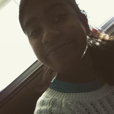 I love Connor Franta and Jennxpenn and troye sivan. My best friend is Trinity and i love the band called cimorelli. i love my friends so much!plz follow me ❤️❤️