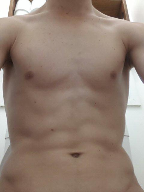 20 single and looking for a cute girl to talk to