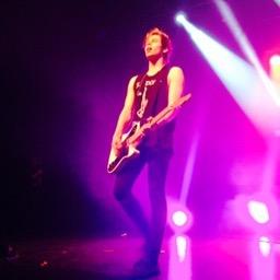 follow @5sosupdateww_ for 5sos updates