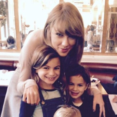 oorstay's profile picture. ✌ ts♡ dl♡ se vier falar mal da palmita, eu taco os 7 grammys na tua cara ☀ vai contar os grammy da taylor em ves de encher meu saco✌  ♛