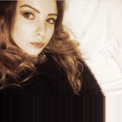 x_bracey's profile picture. 