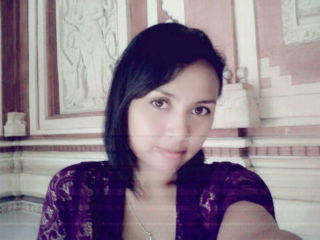 @Meirapartiana and Davina is my angel ♥ @singabalistone is my lovely hubby ♥