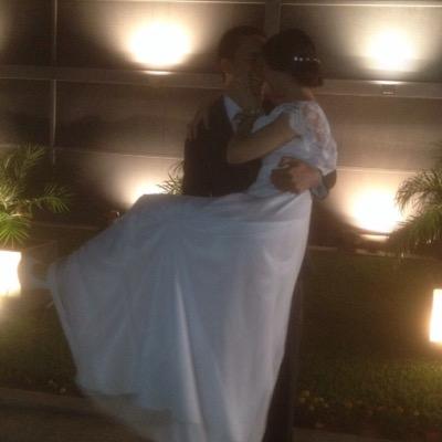 Todo lo malo se va, se te va bailando ♥ . Jesus me robo el corazon ♥. Lo esencial es invisible a los ojos . 2014 .