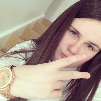 AMENCIARA's profile picture. fuck off