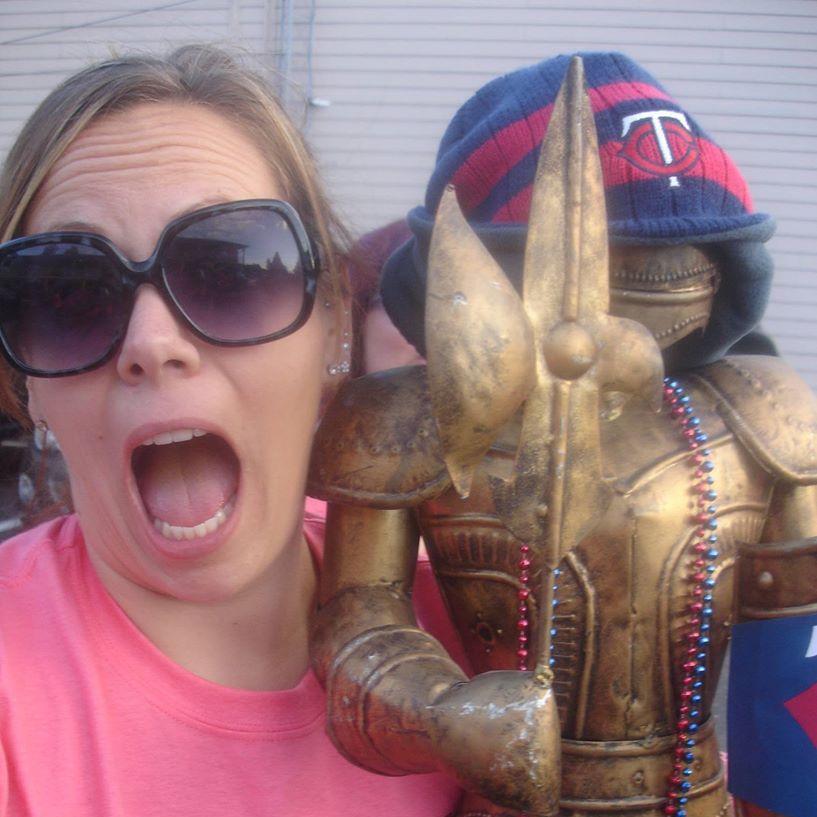 kas_klinger's profile picture. probably too obsessed with #JM7 and 🐧