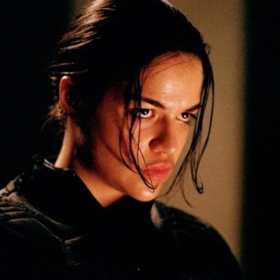 [RESIDENT EVIL #RP] daughter @LittleLizzyBug sister is @chloedd18. #TAKEN by @fuckass1971.. fuck with my family ill kill your sorry ass...