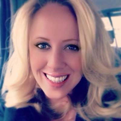 starlync's profile picture. Smile and the world smiles with you :-)