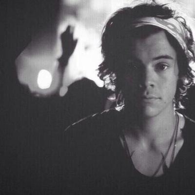 ask for a follow back from @alltimeharryx :)